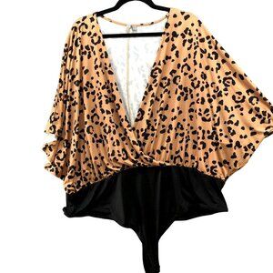 ASOS Bodysuit Womens 24 (3X) Leopard Print Stretchy Surplice Dolman Short Sleeve